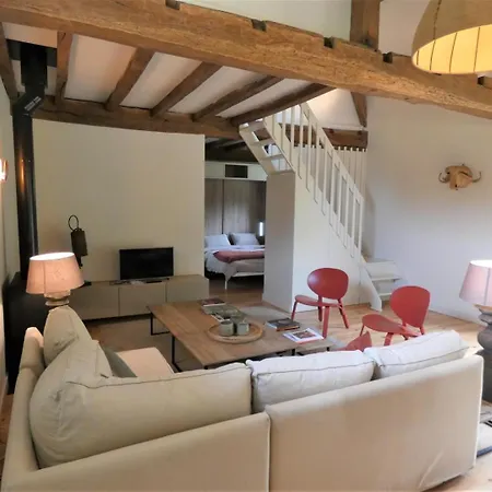 Les Ecuries Du Chateau Semesterbostad Biaudos