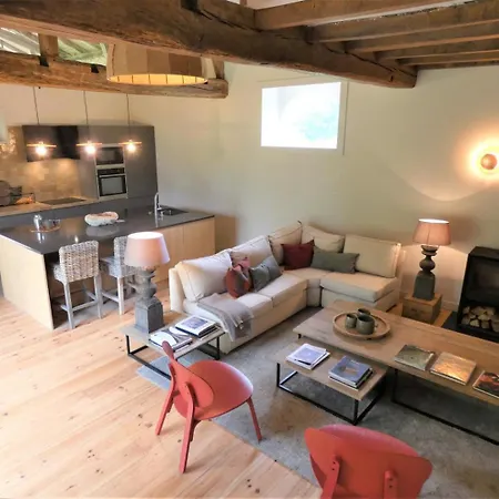 Les Ecuries Du Chateau Semesterbostad