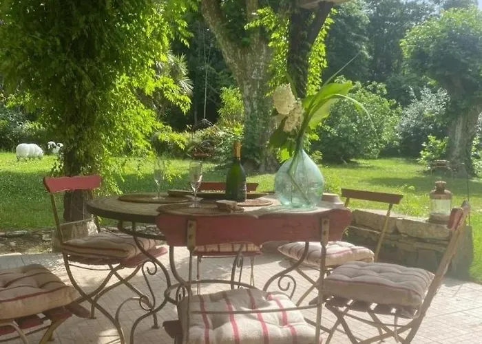 Casa de Férias Les Ecuries Du Chateau *