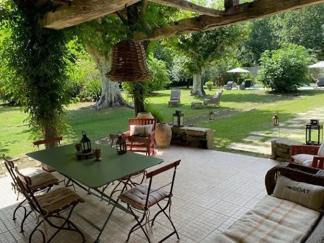 Les Ecuries Du Chateau Casa de Férias Biaudos