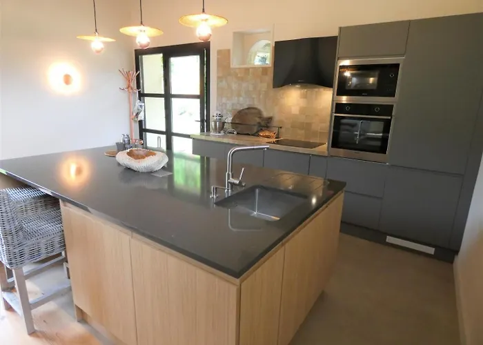 Casa de Férias Les Ecuries Du Chateau Biaudos